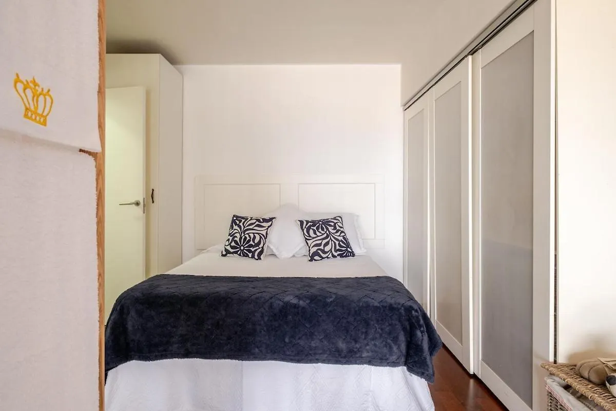 Duplex Iconico Y Exclusivo 6Pax 10 Min Airport Apartment San Sebastian de los Reyes Spain